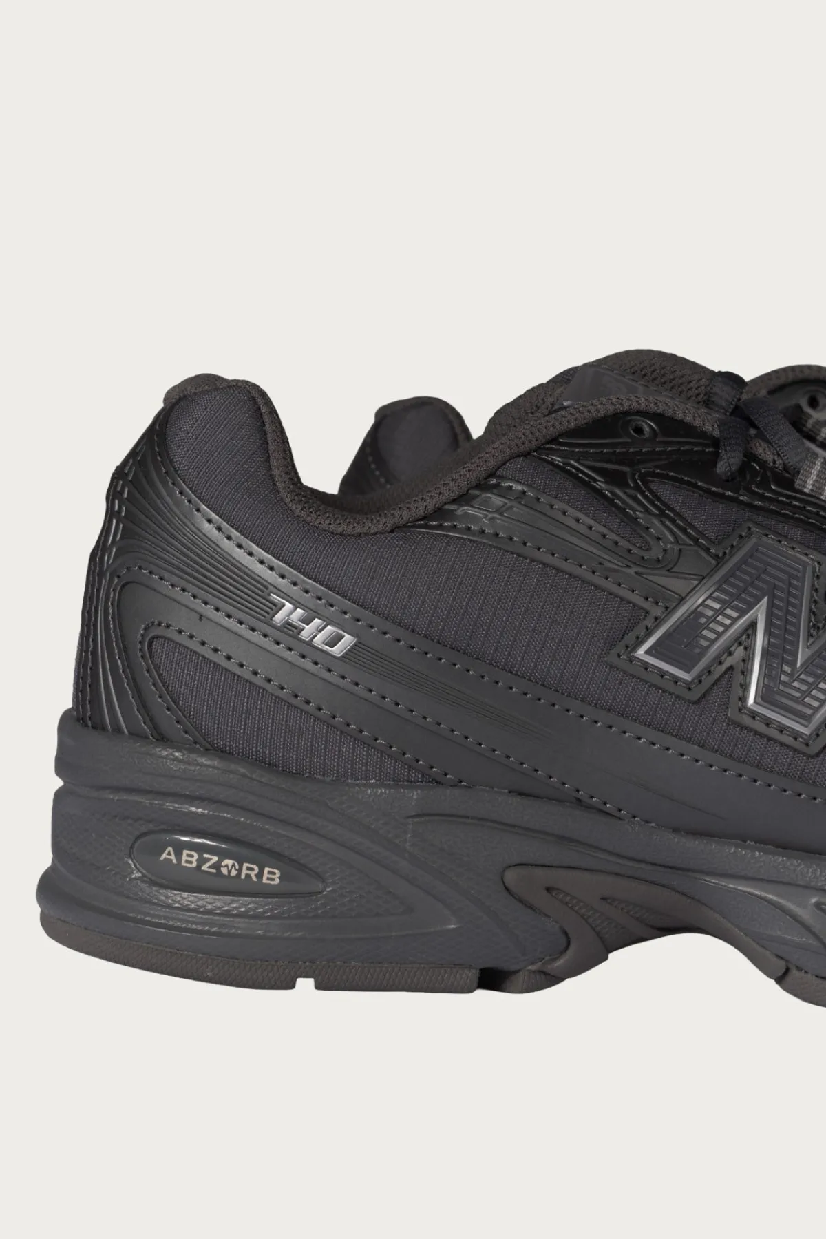 New Balance 740 - Castlerock/Silver Metallic< Footwear