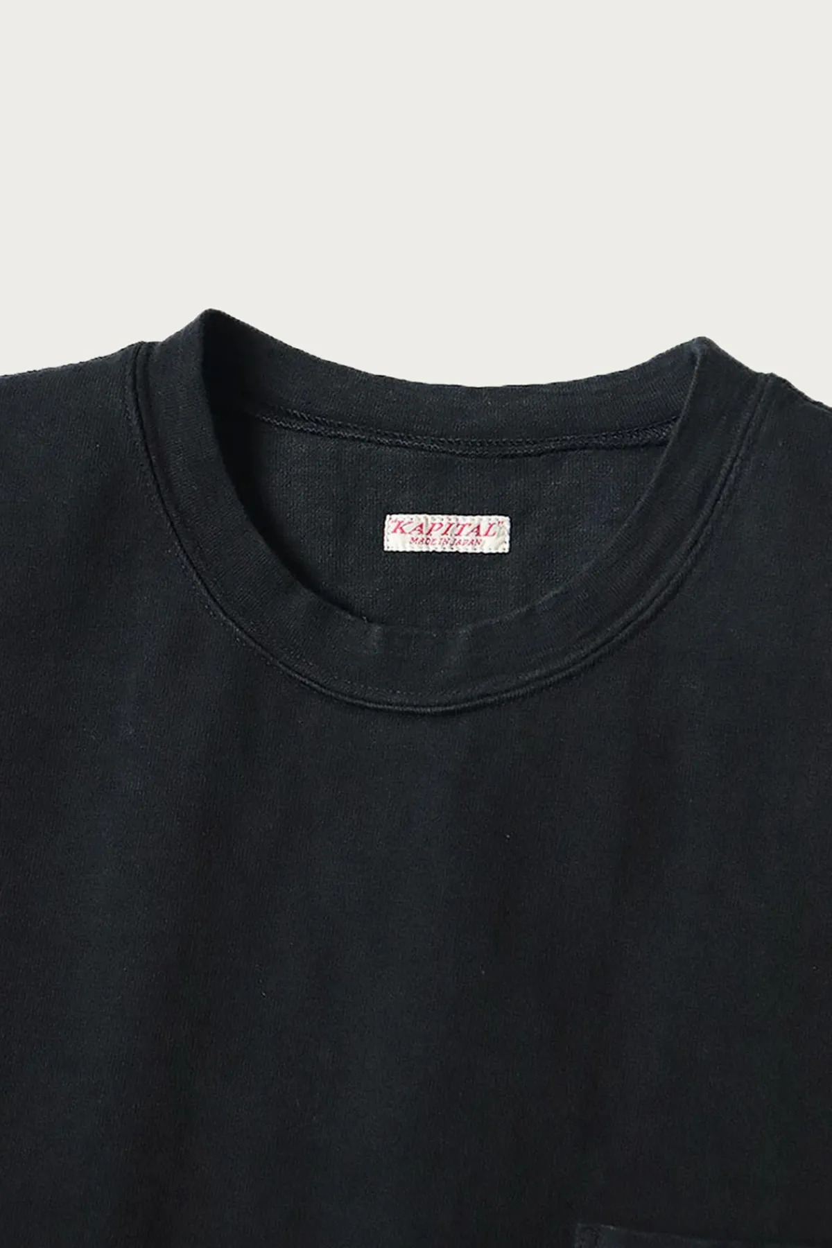 Kapital 16/-Dense Jersey Butterfly Concho Pocket T - Black< Tees And Sweats