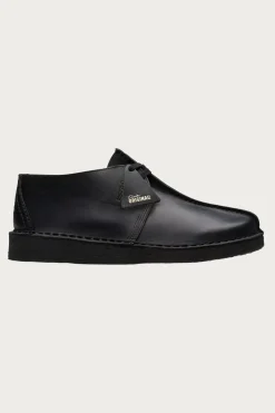 Clarks Desert Trek - Black Smooth Leather< Footwear