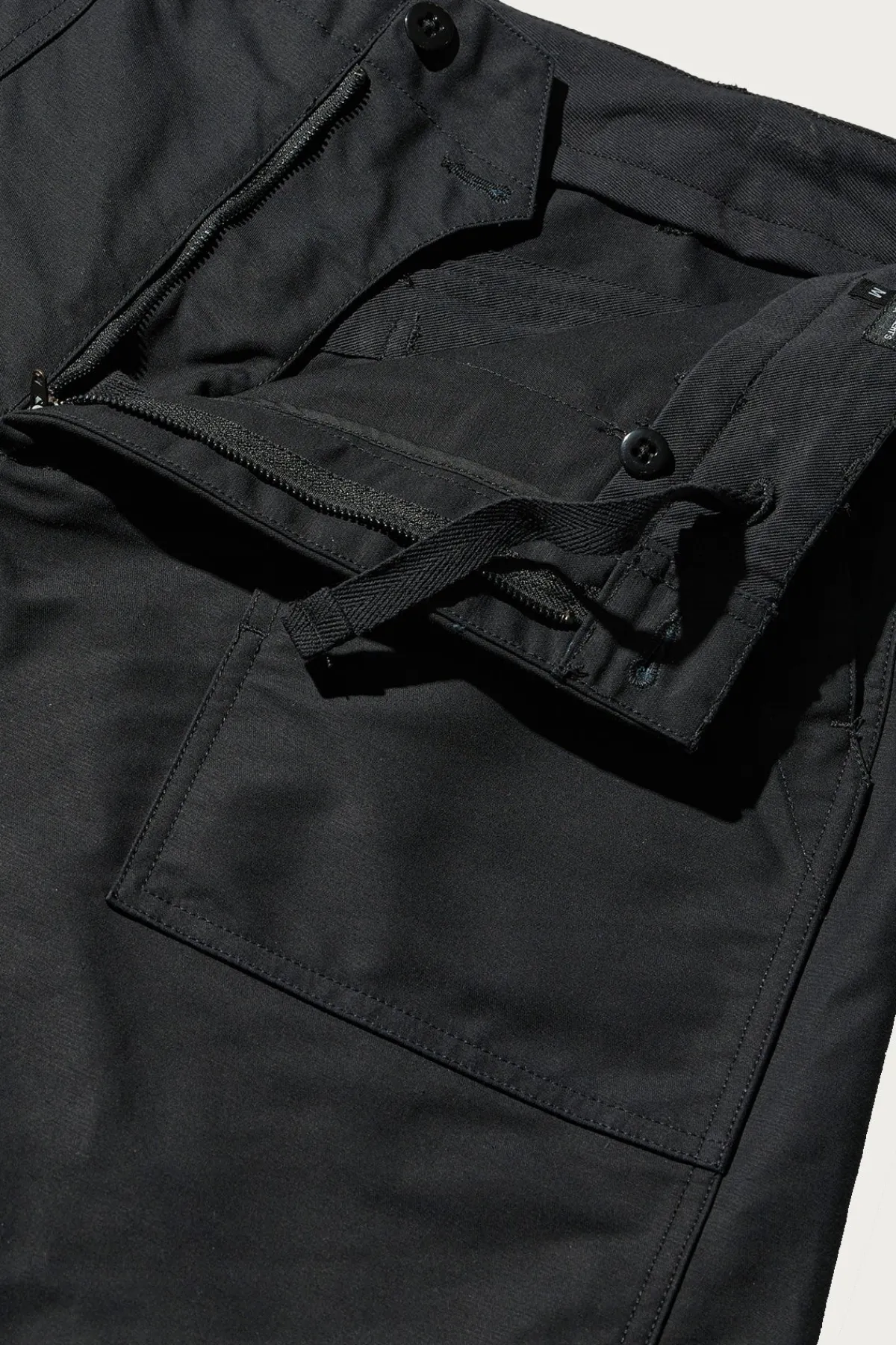 Engineered Garments Fatigue Pant - Black Cotton Double Cloth< Pants