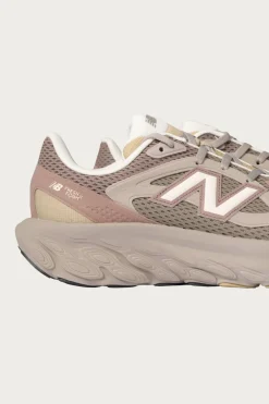 New Balance FF Trainer - Arid Stone/Earth Shadow< Footwear