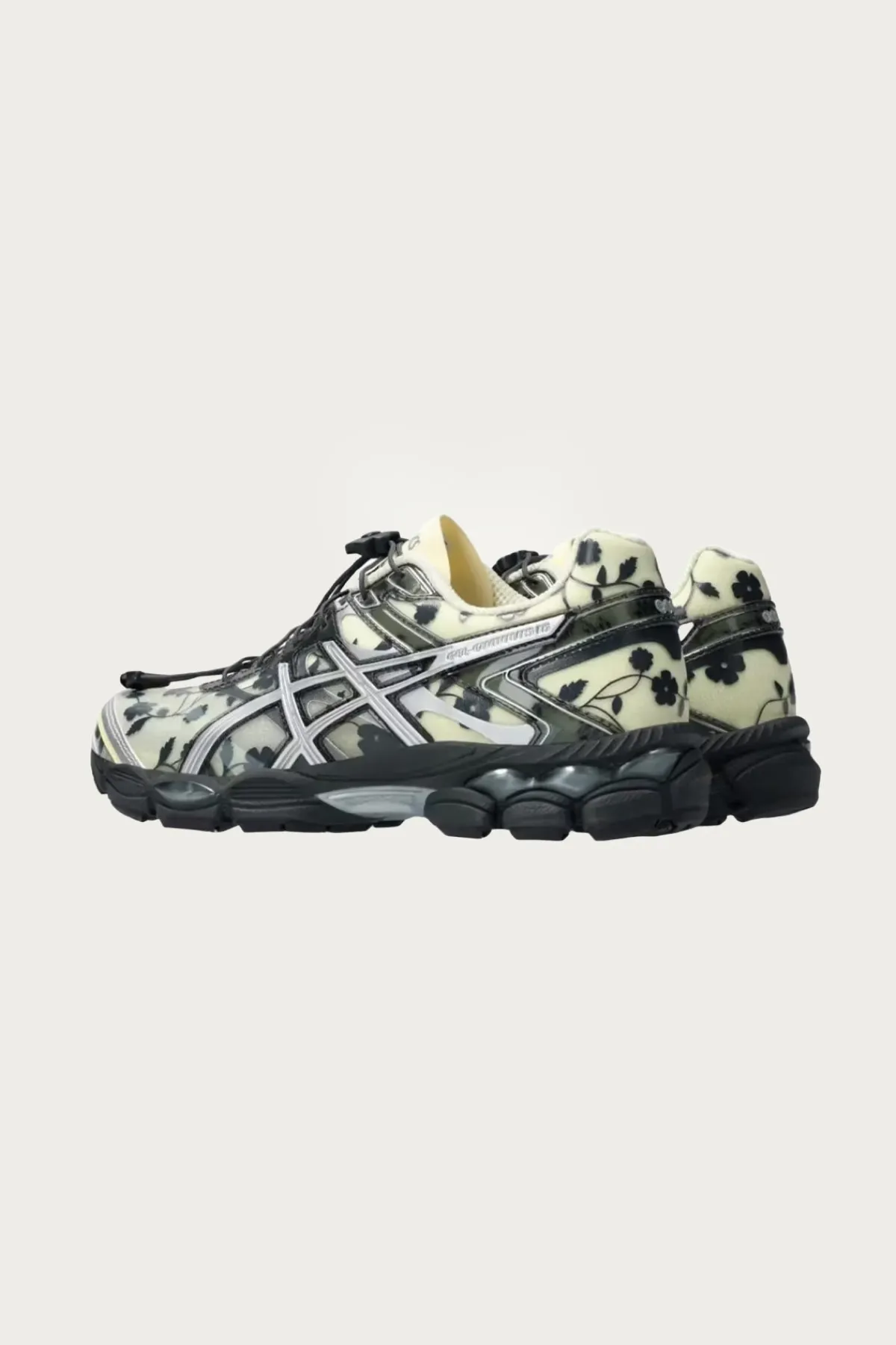 ASICS Gel-Cumulus 16 SSCB - Ivory/Black< Footwear