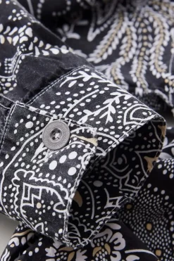 Niceness Gyan Bandana Trucker Jacket - Black< Coats, Jackets, And Vests