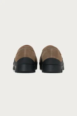 Hender Scheme Loafer #2146 - Sand Beige Suede< Footwear