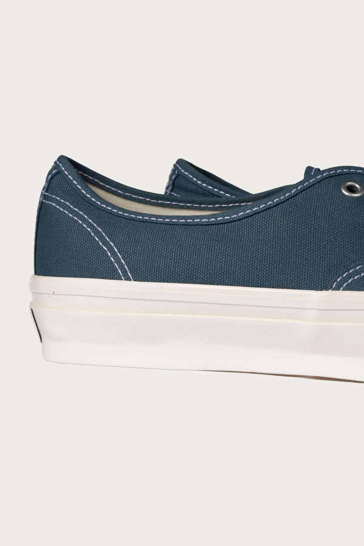 Vans LX Authentic 44 - Stargazer< Footwear