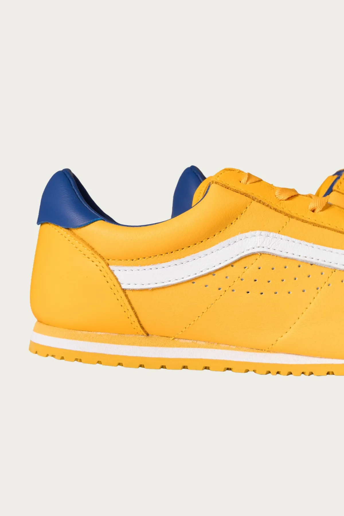 Vans LX Super Lowpro - Yellow< Footwear