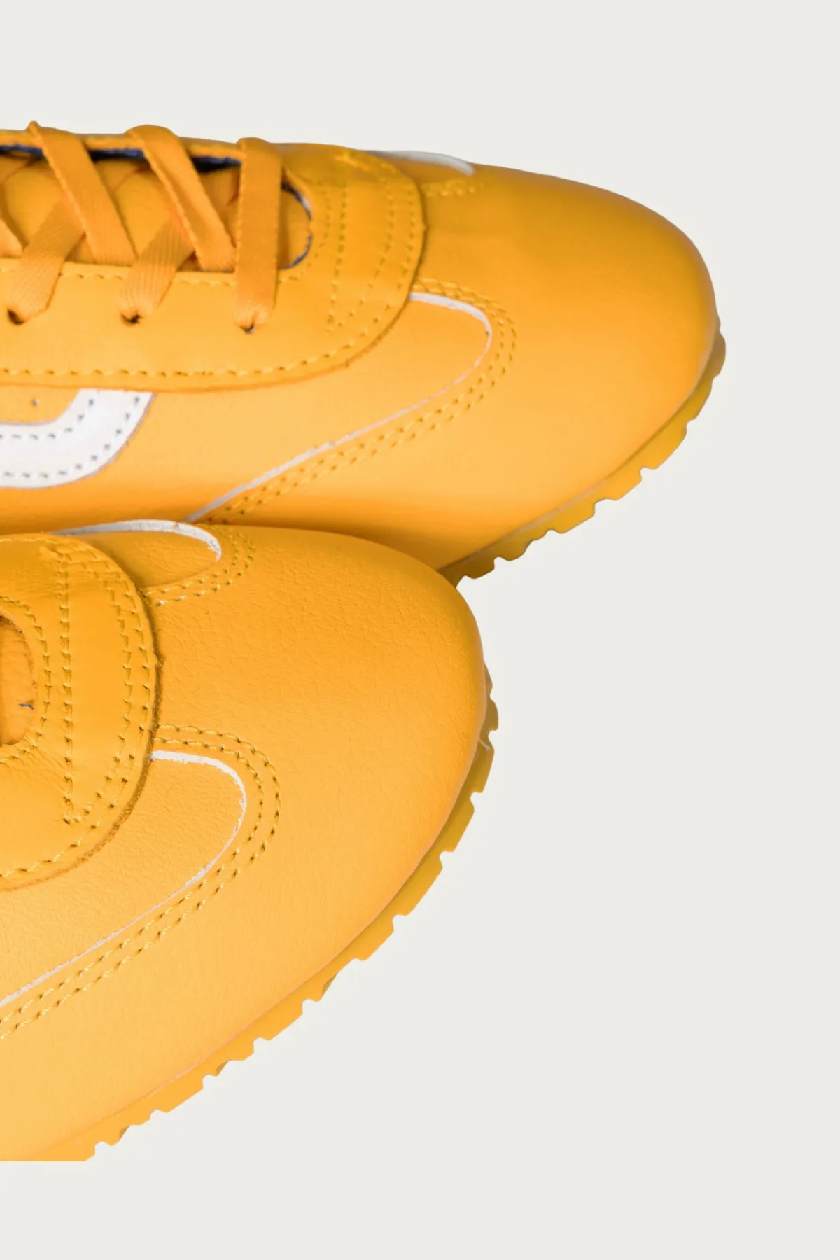 Vans LX Super Lowpro - Yellow< Footwear