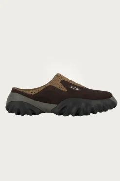 Brain Dead Oakley Factory Team Chop Saw Mule - Ganache/Black< Footwear