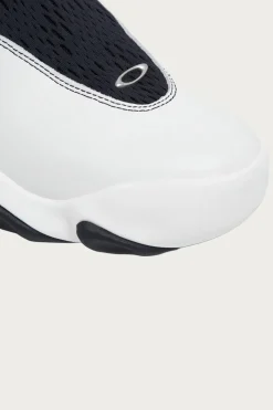 Brain Dead Oakley Factory Team Full Grain Leather Flesh - Lucent White< Footwear