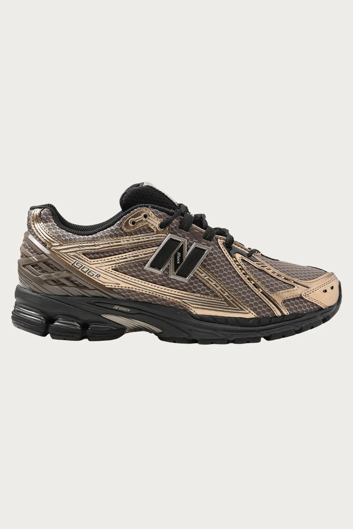 New Balance 1906R - Mushroom Black/Black Metallic< Footwear
