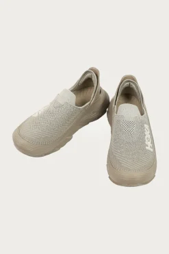 HOKA Restore TC - Dune/Oxford Tan< Footwear