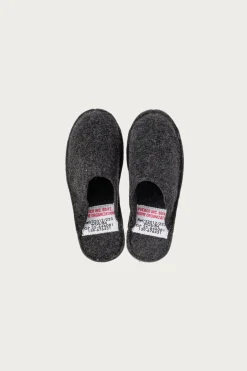 Puebco Room Slipper - Dark Grey< Footwear