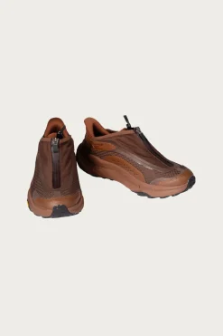 HOKA U Project Transport - Mineral Brown/Walnut< Footwear
