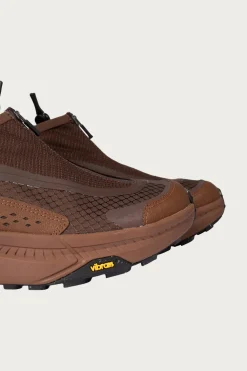 HOKA U Project Transport - Mineral Brown/Walnut< Footwear