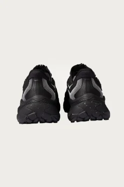 HOKA U Project Transport TS - Black/White< Footwear