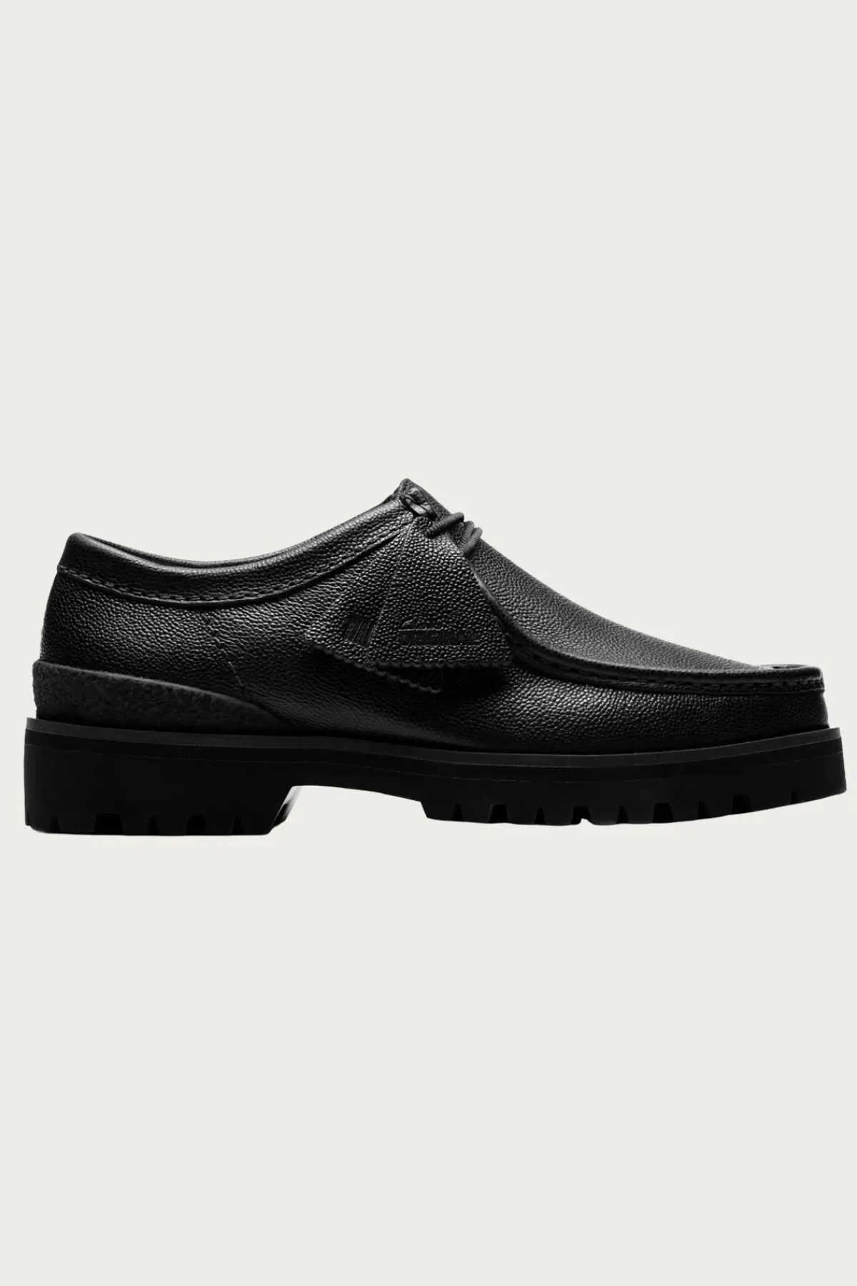 Clarks Walla Yukoner - Black Scotch Grain< Footwear