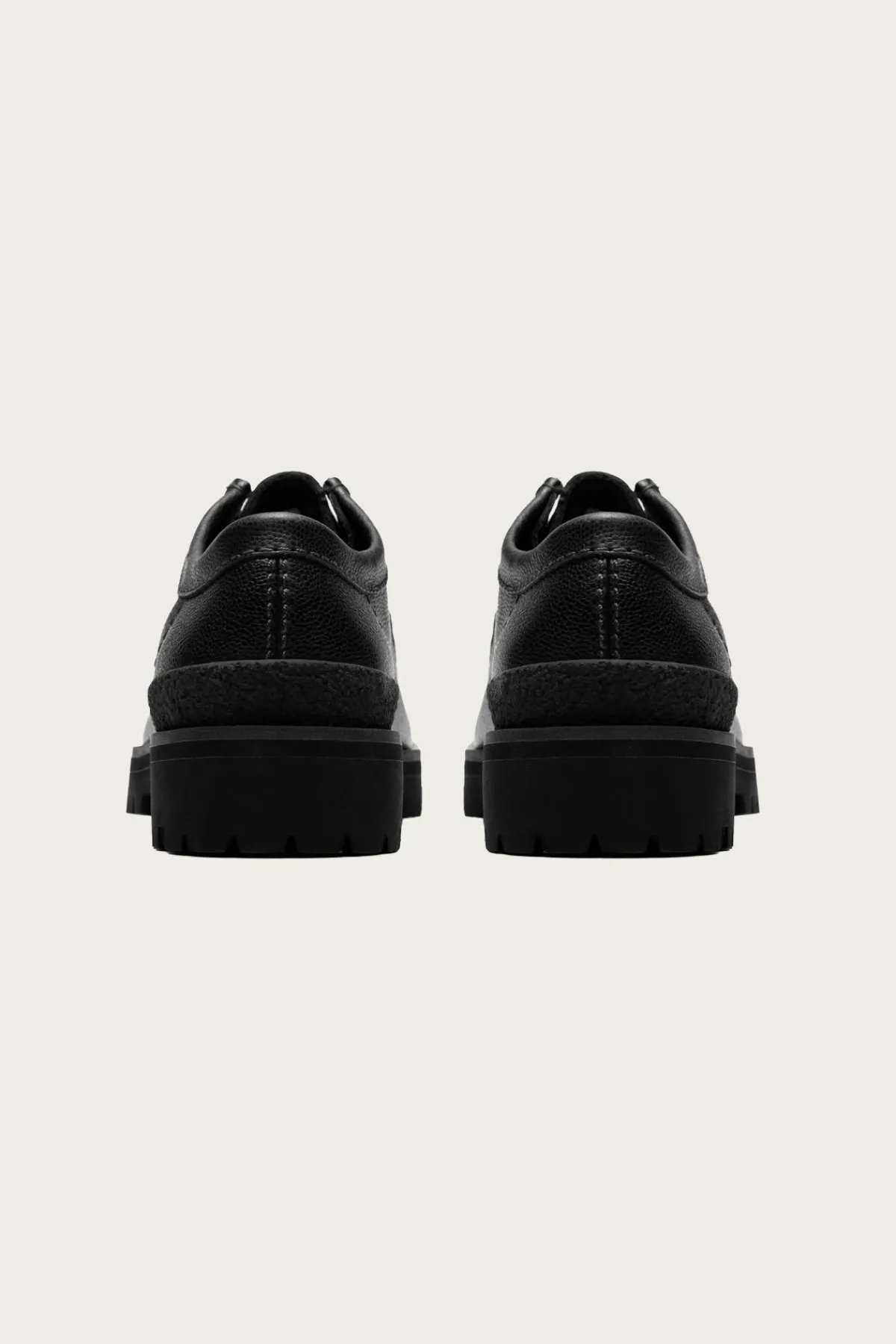 Clarks Walla Yukoner - Black Scotch Grain< Footwear