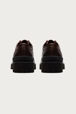 Clarks Walla Yukoner - Brown Scotch Grain< Footwear