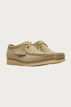Clarks Wallabee - Maple Suede< Footwear