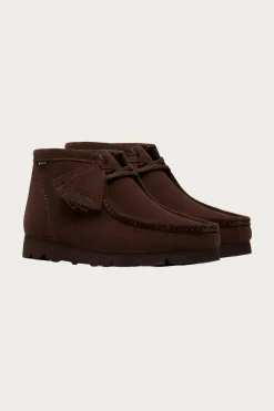 Clarks Wallabee Boot Goretex - Dark Brown Suede< Footwear