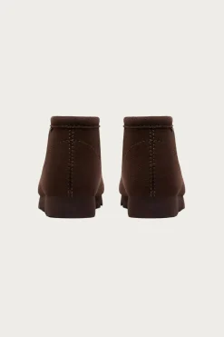 Clarks Wallabee Boot Goretex - Dark Brown Suede< Footwear
