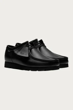 Clarks Wallabee Goretex - Black< Footwear