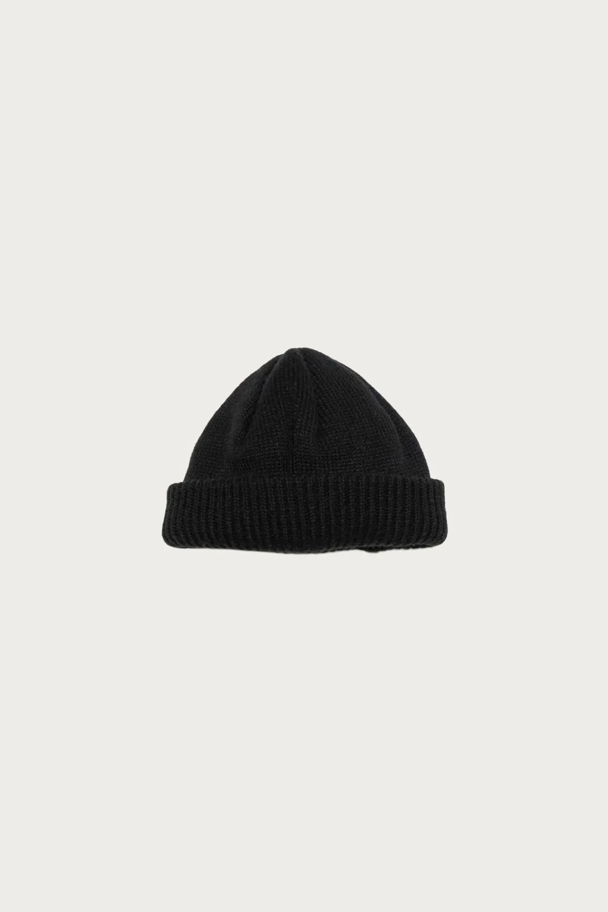 nanamica WINDSTOPPER Beanie - Black< Accessories